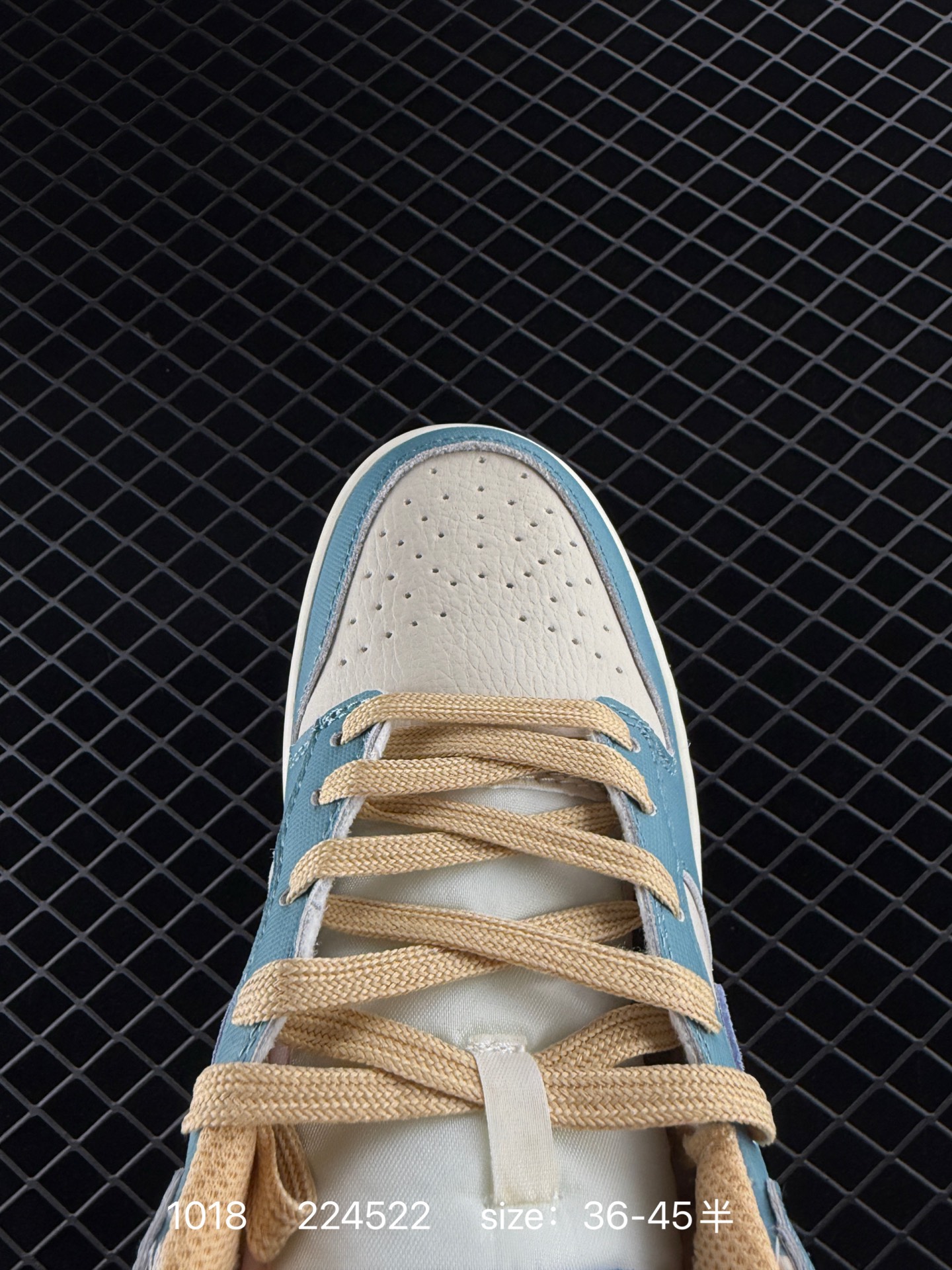 Nike Air Jordan 1 x Travis Scott